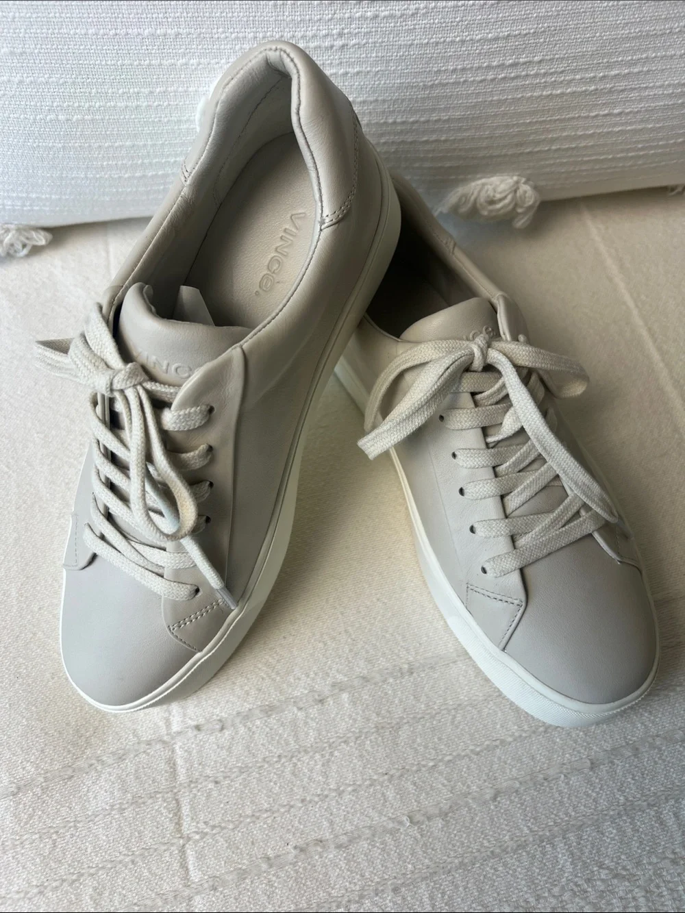 VINCE Women’s Leather Low-Top Sneakers in greige-off white, NWOT, no box